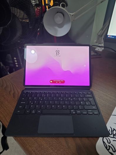 Samsung Galaxy Tab S8 Plus - with official cover stand and keyboard