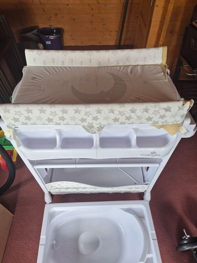 Changing table