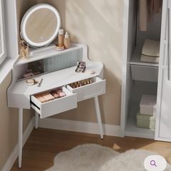 Vanity Table
