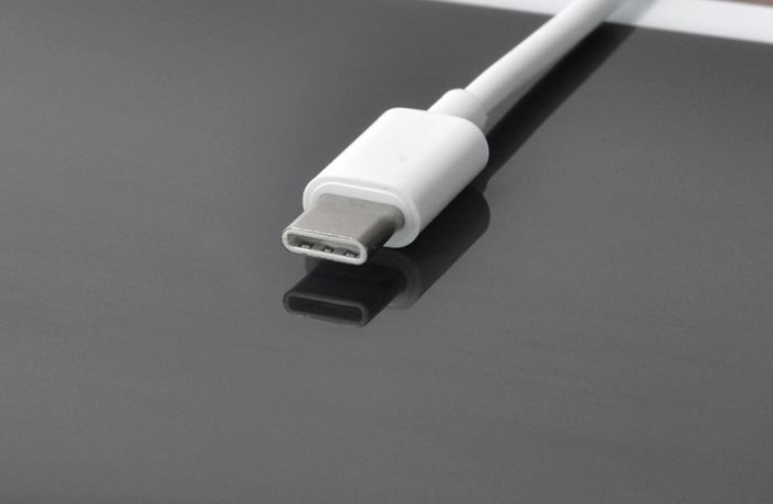USB Type C to Audio 3.5 Jack AUX Adapter