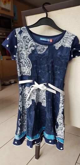Girl's Dress