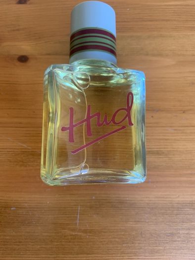 HUD aftershave