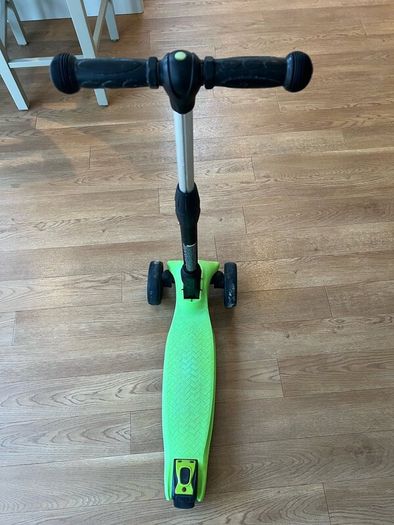 Kids scooter
