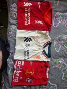 Liverpool f.c jersey