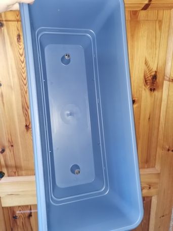 Large Flower Pot - excellent for indoor & outdoor plants