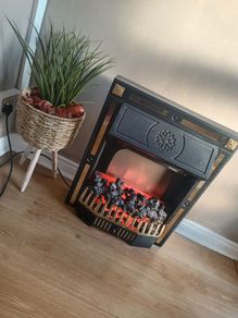 Electric fire with 3 settings