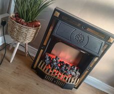 Electric fire with 3 settings