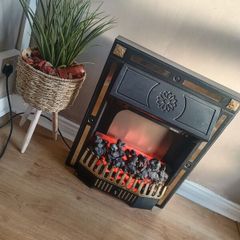 Electric fire with 3 settings