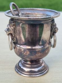 VINERS OF SHEFFIELD England Silver Plated Mini Vase/ Urn