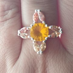 Silver 925 ring with citrines.