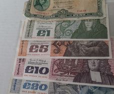 Bundle old irish bank notes