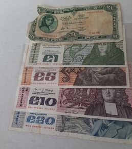 Bundle old irish bank notes