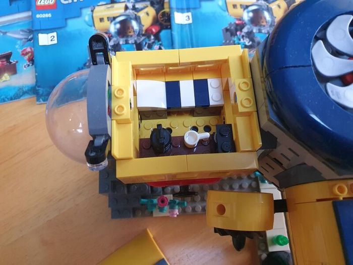 Lego Ocean Exploration Base 60265