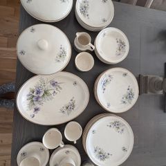 Carrighdoun Pottery Dinner Set