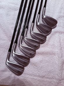 Wilson staff model irons recoil regular flex shafts immaculate condition