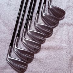 Wilson staff model irons recoil regular flex shafts immaculate condition
