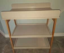 Baby changing unit