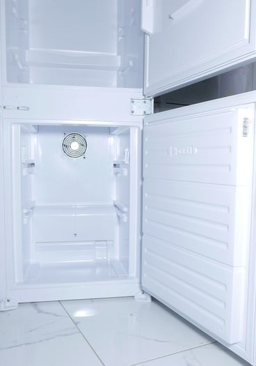 Belling 54cm Frost Free Fridge Freezer BIFF7030E