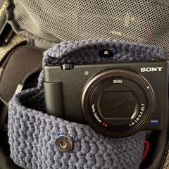 Sony zv-1 camera