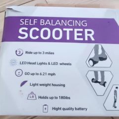 Self balancing scooter