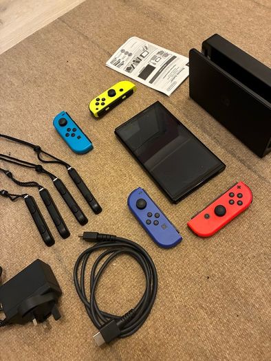 Nintendo Switch OLED bundle (with 4 Joy-Cons, 3 games)