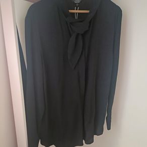 BNWT & Other Stories black blouse