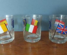 Fabulous Rare Set of Three Boyne Valley Honey EU Flags Glasses:  Belgium/Italy, Spain/Ireland and Luxembourg/United Kingdom