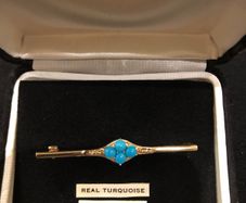 9ct Gold Turquoises Bar Brooch