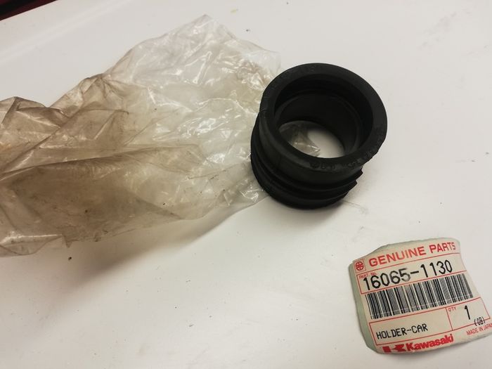 Kawasaki ER500 Carb inlet rubber