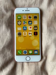 Apple iPhone 7 Rose Gold 32gb Excellent Condition unlocked with cover