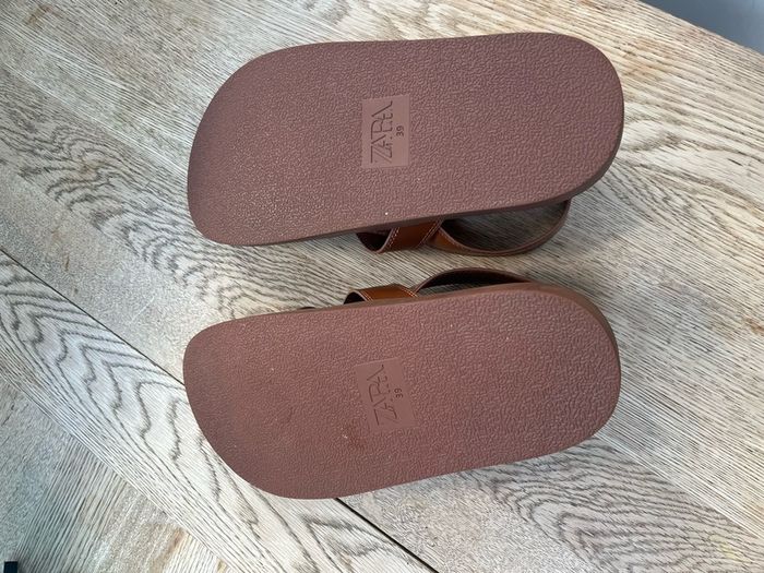 Zara Sandles, size 7 (39 eur) brand new