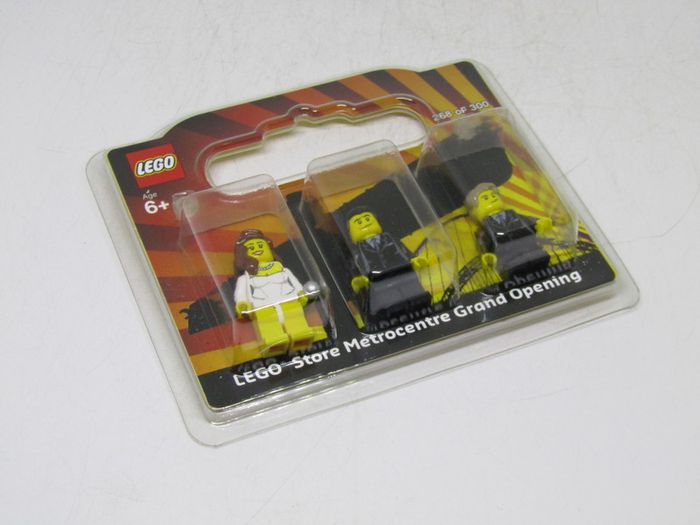 LEGO Store Grand Opening Exclusive Set, Metrocentre, Newcastle, X Factor Set Very Rare 1 of only 300  Ant And Dec And Cheryl Limited Edition