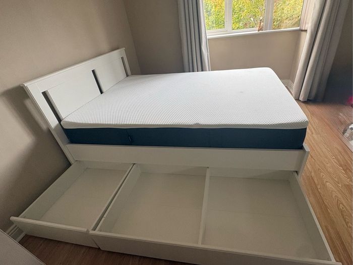 Double bed