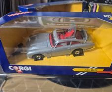 Corgi Aston Martin James Bond