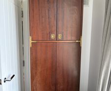 Bookcase/ Cabinet