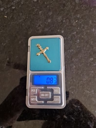 9ct gold cross