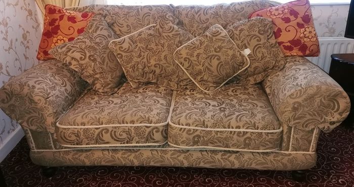 2/3 Seater Sofa