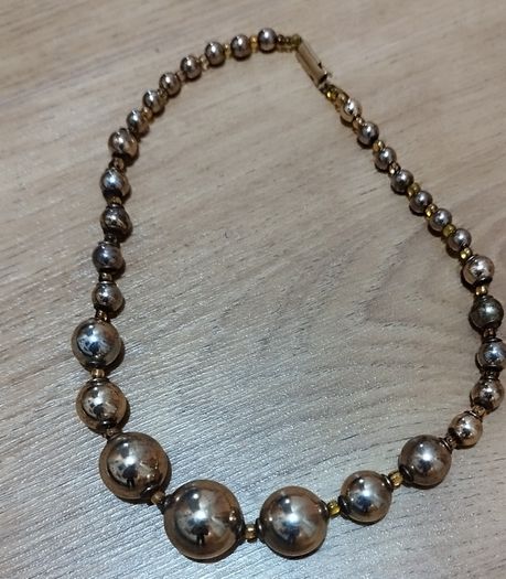 vintage costume neckpieces
