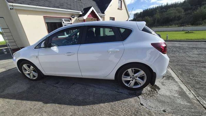 2014 Opel Astra