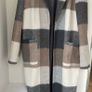 Ladies coat Image 2