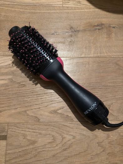 Revlon One-Step Hair Dryer & Volumiser