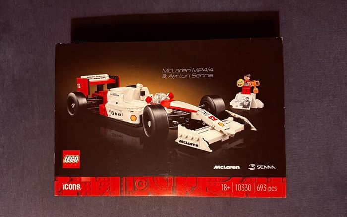 LEGO Icons McLaren MP4/4 & Ayrton Senna (10330)