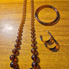 Vintage 1970s/1980s Neclace, Earrings and Bangle Set