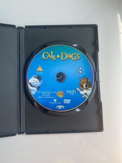 Cats & Dogs DVD