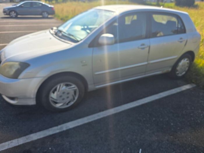 2004 Toyota Corolla