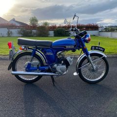Yamaha YB 100