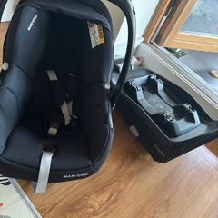 maxi cosi cabriofix &isofix base