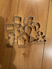 Set of assorted metal cookie cutters