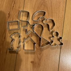 Set of assorted metal cookie cutters