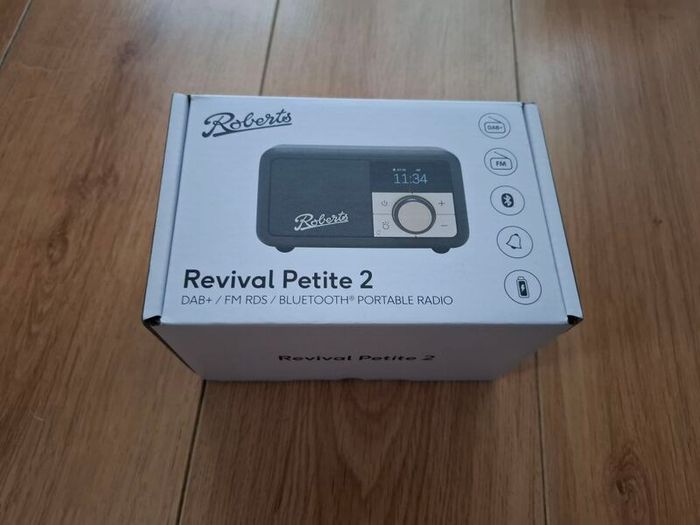 ROBERTS Revival Petite 2 DAB+/FM Retro Bluetooth Radio